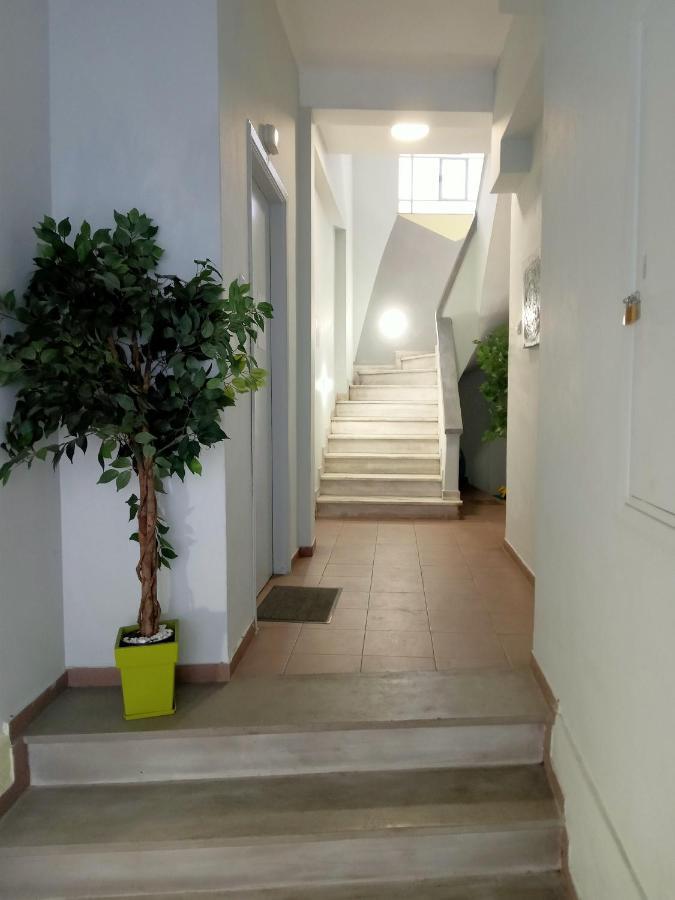 Koukaki-Acropolis Roomy With A Private Veranda Apt. Atina Dış mekan fotoğraf